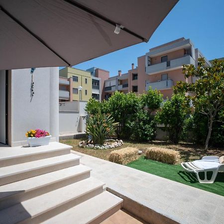 Wepuglia - Sunflower House Monopoli Exterior foto